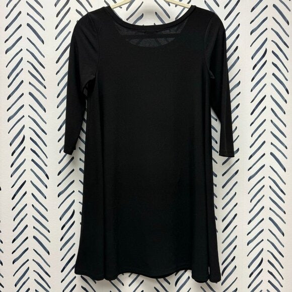 XS - Leith Black 3/4 Sleeved Swing Dress
